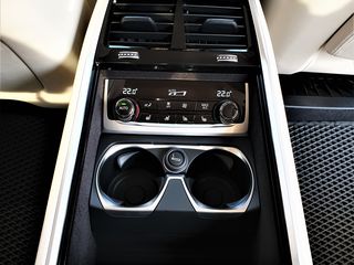 BMW 7 Series foto 7