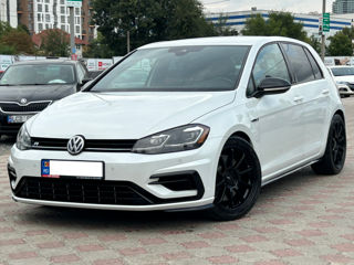 Volkswagen Golf foto 1