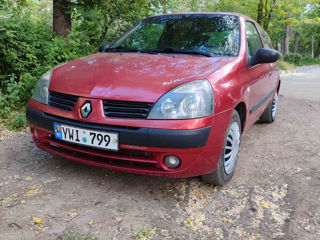 Renault Clio foto 2