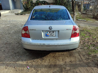 Volkswagen Passat foto 8