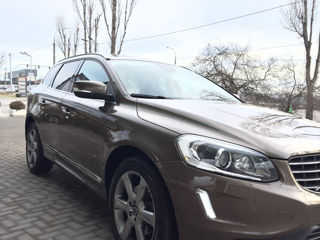 Volvo XC60 foto 3