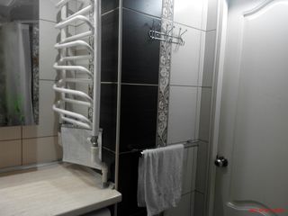 Se vinde apartament cu doua odai in suburbia Chisinaului (Floreni, linga Singera) foto 10