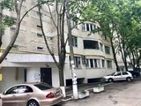 Apartament etajul 2,  100mp+parcare, Buiucani!!! foto 1
