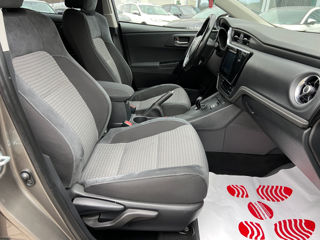 Toyota Auris foto 15