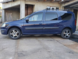 Dacia Logan foto 3