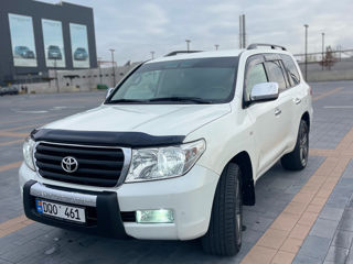 Toyota Land Cruiser foto 2