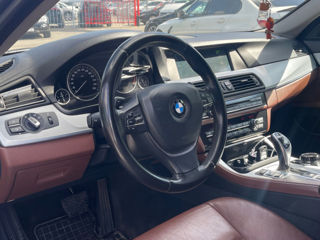 BMW 5 Series foto 8