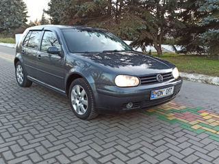 Volkswagen Golf foto 2