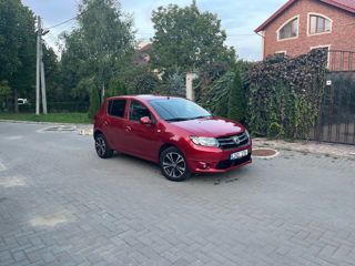 Dacia Sandero foto 2