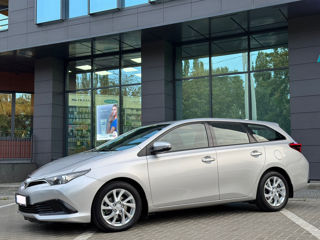 Toyota Auris foto 2