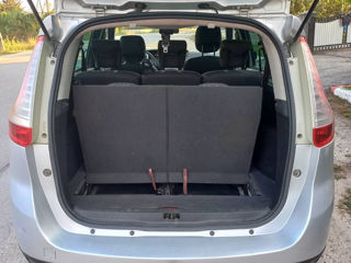 Renault Grand Scenic foto 9