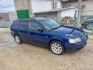 Volkswagen Passat foto 3