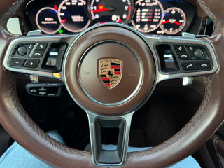 Porsche Cayenne foto 17