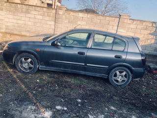 Nissan Almera foto 2