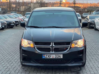 Dodge Grand Caravan foto 3