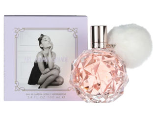 Parfum Ari by Ariana Grande