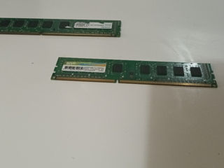 Vind 2 placi de memorie ram una este de 2 GB cea de a doua nu stiu