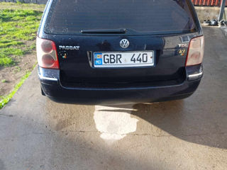 Volkswagen Passat foto 1