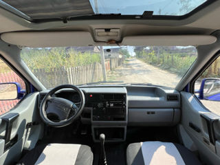 Volkswagen Transporter foto 8