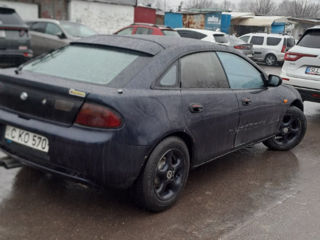 Mazda 323 foto 4