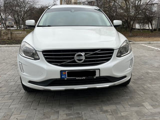 Volvo XC60 foto 2