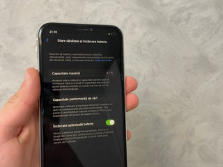 Vând iPhone 11 foto 7