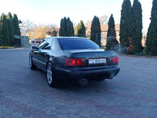 Audi A8 foto 3