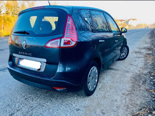 Renault Scenic foto 2