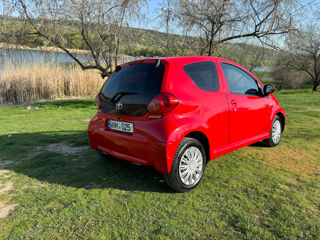 Toyota Aygo foto 2