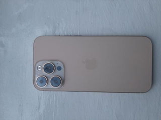 iPhone 16 pro max fake foto 6