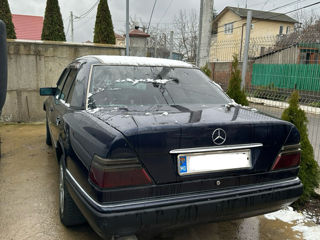 Mercedes E-Class foto 5