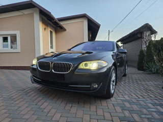 BMW 5 Series foto 3