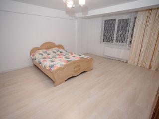 Apartament cu 2 camere, 85 m², Sculeni, Chișinău foto 8