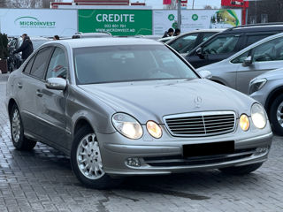 Mercedes E-Class foto 5