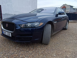 Jaguar XE foto 10