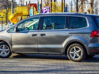 Volkswagen Sharan foto 2