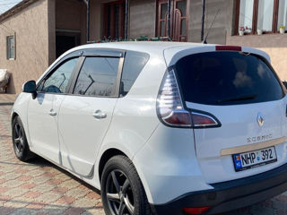 Renault Scenic foto 3