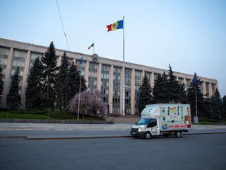 Грузоперевозки и Грузчики по Кишиневу и Молдове/ Transport de marfuri/ Hamali operativi foto 4