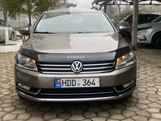 Volkswagen Passat foto 4