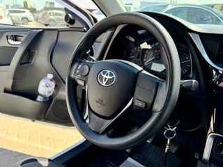 Toyota Auris foto 9