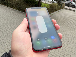 iPhone XR 64 GB foto 3