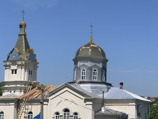 Acoperisuri la biserici foto 3