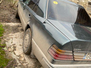 Mercedes Series (W124) foto 6