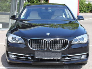 BMW 7 Series foto 2