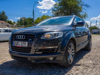 Audi Q7 foto 13