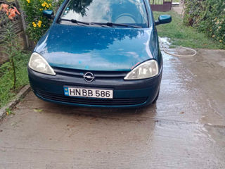 Opel Corsa foto 1