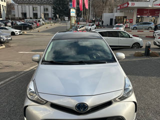 Toyota Prius + foto 3