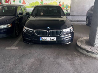 BMW 5 Series foto 3