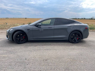 Tesla Model S foto 5