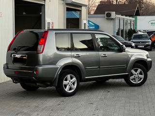 Nissan X-Trail foto 5